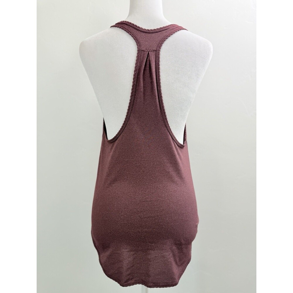 Lululemon Burgundy Racerback Athletic Tank Top Womens Scoop Hem Yoga Workout